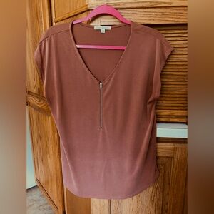 Misses Medium Cap Sleeve Top, Caramel in color, very soft suede like feel, Exc.